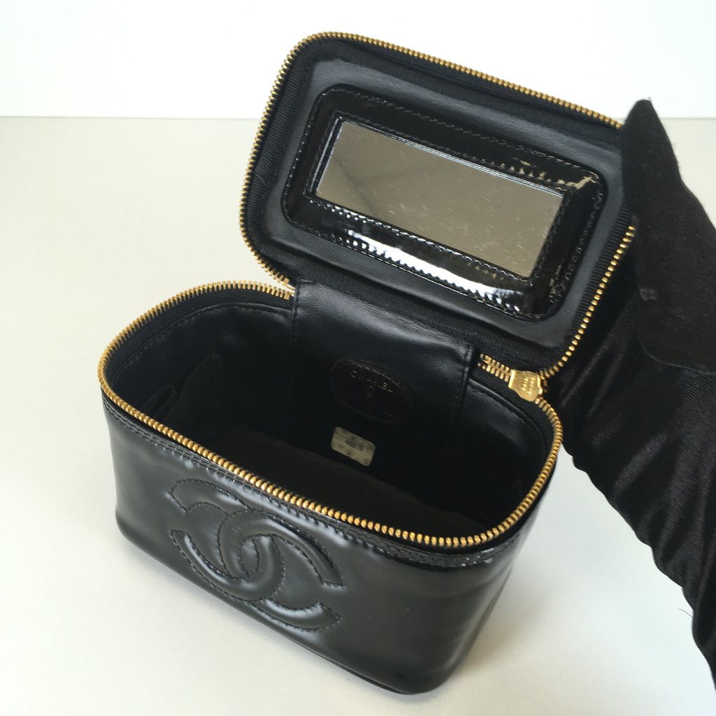 Chanel Vintage Vanity Case