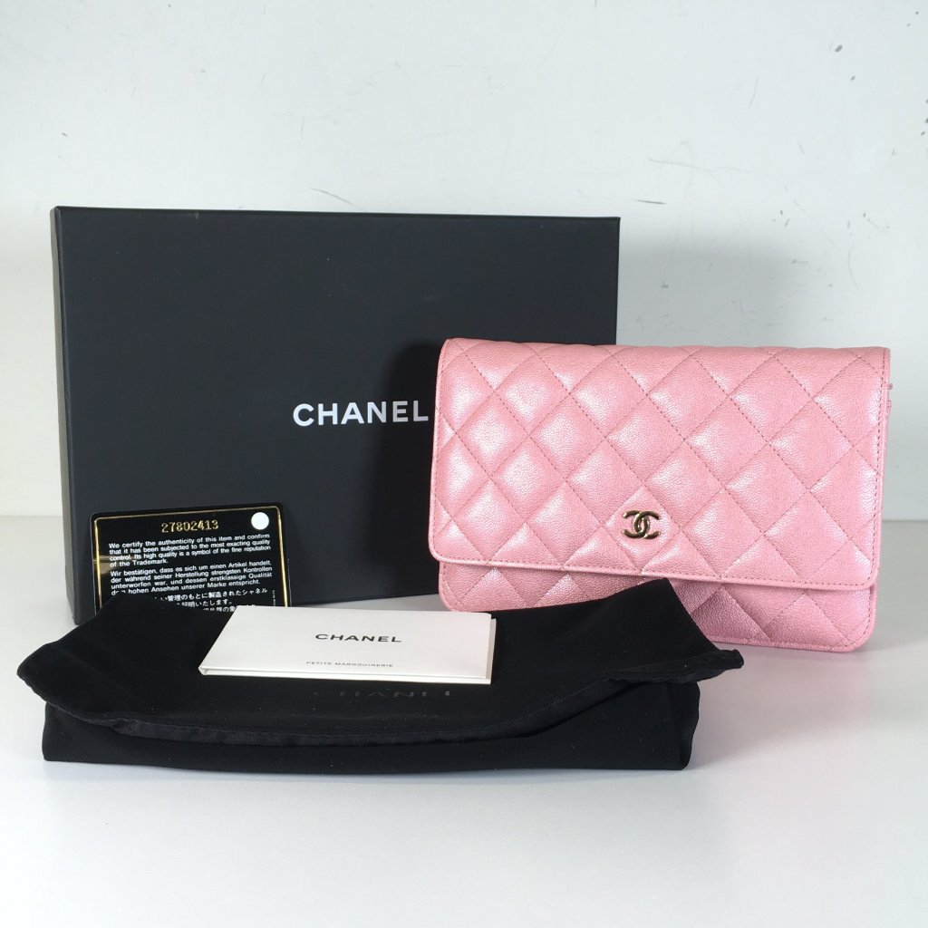 Chanel Wallet on Chain