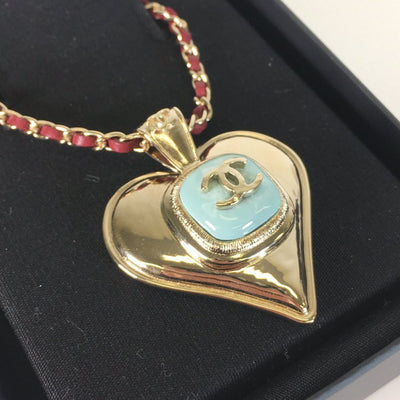 Chanel Vintage Heart Necklace