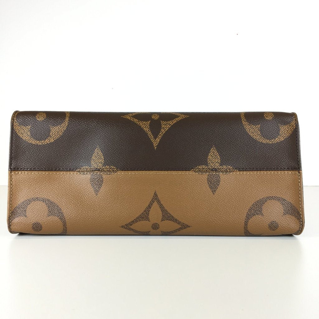 Louis Vuitton OnTheGo MM