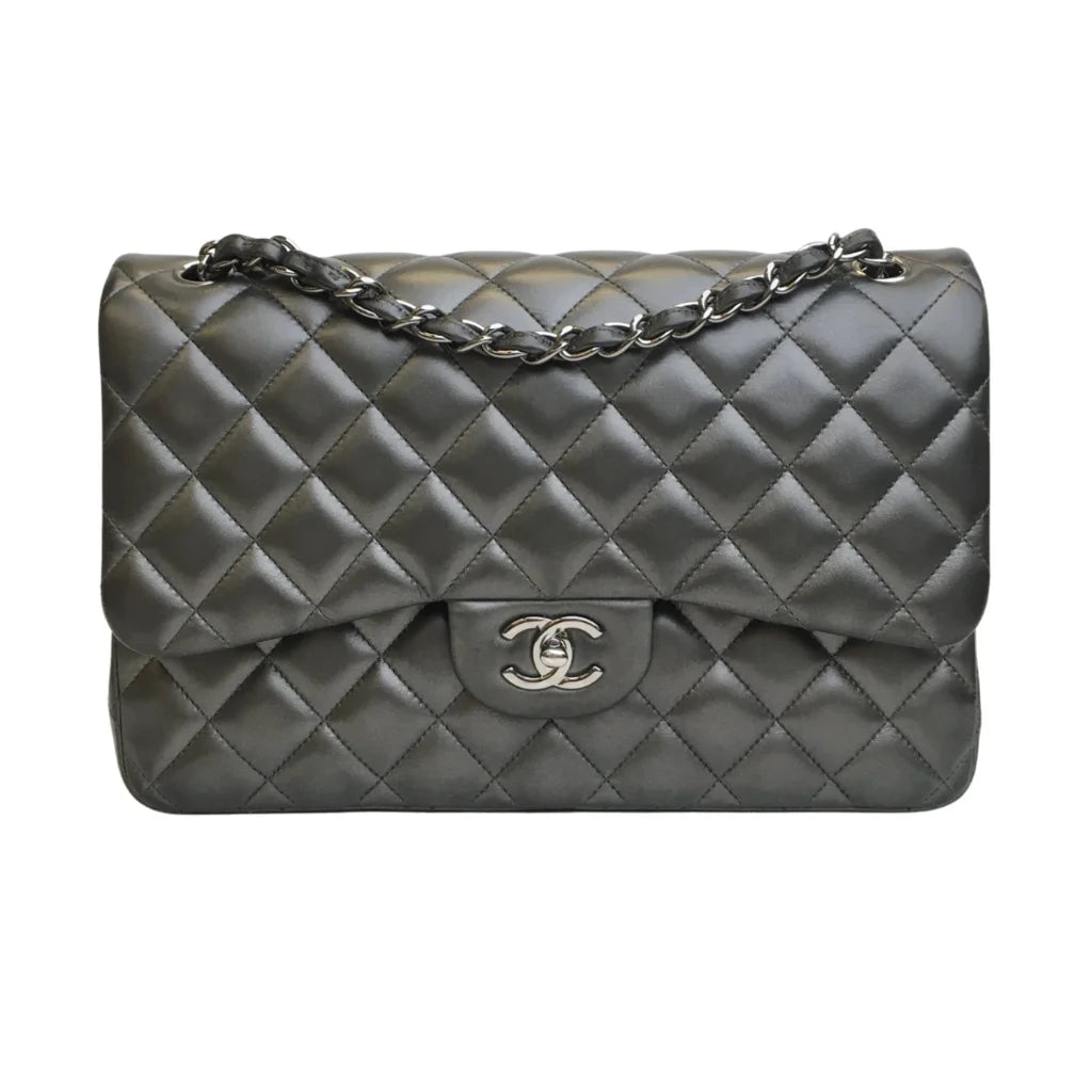 Chanel Classic Jumbo Flap