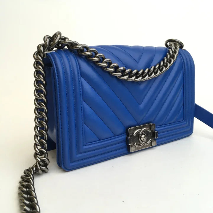 Chanel Chevron Boy Bag Old Medium Blue Calfskin RHW