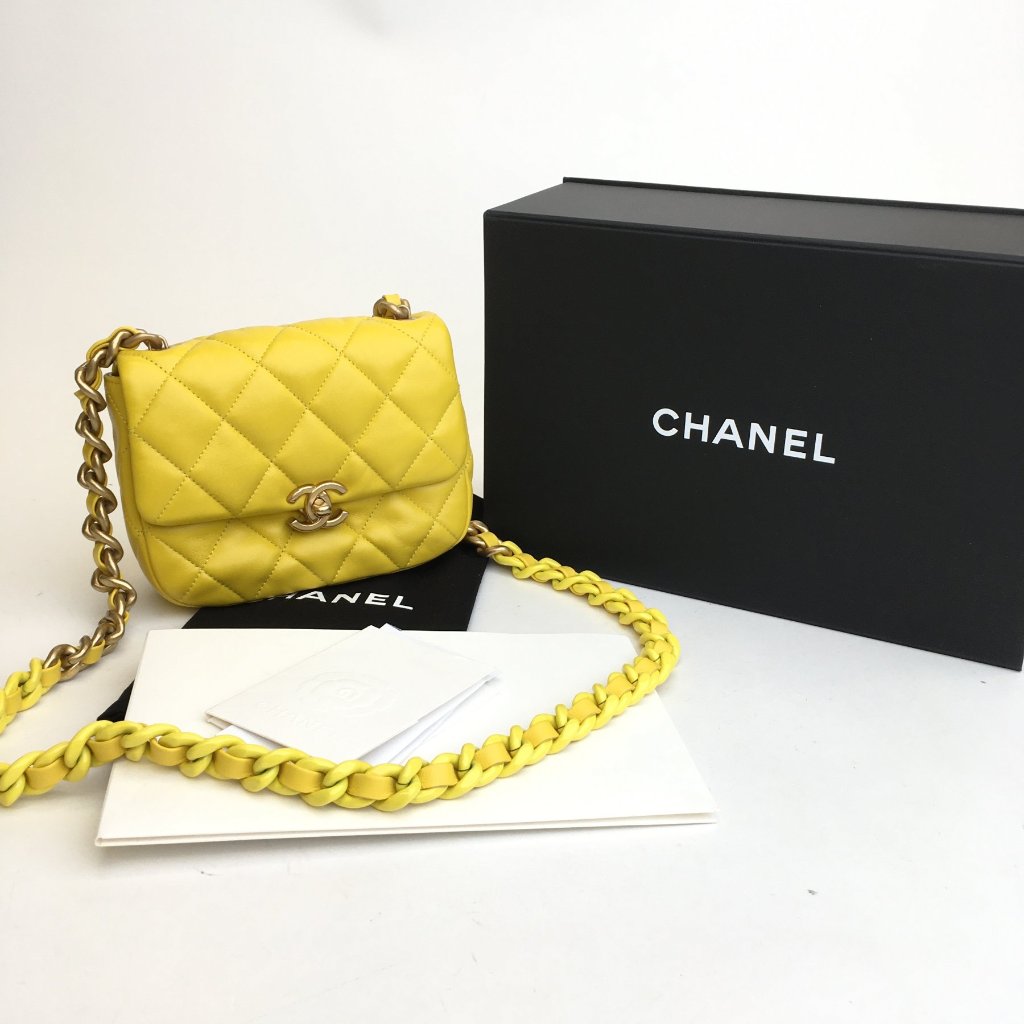 Chanel 22S Flap