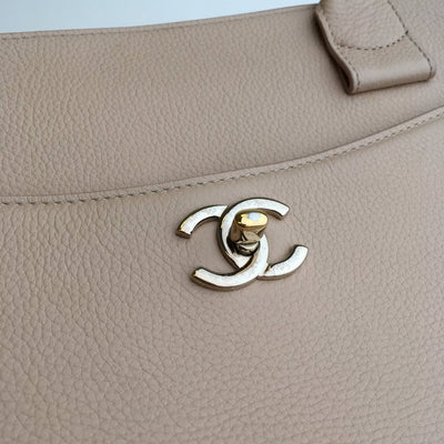 Chanel Neo Executive Tote