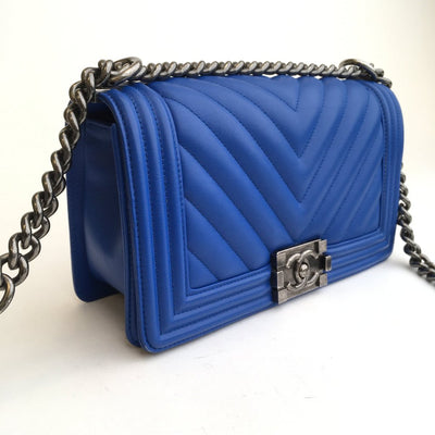 Chanel Chevron Boy Bag Old Medium