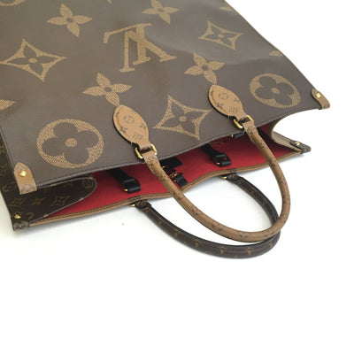 Louis Vuitton On The Go GM