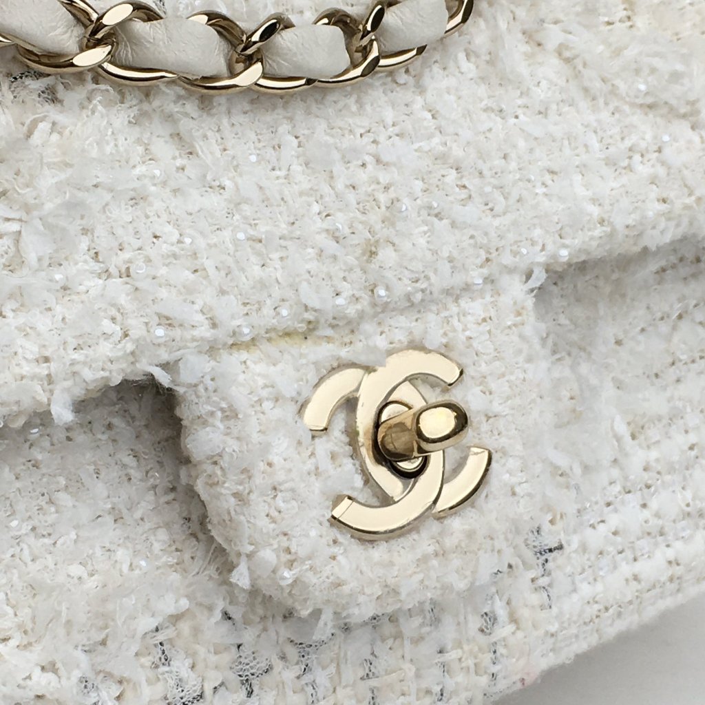 Chanel Classic Flap Medium White Tweed