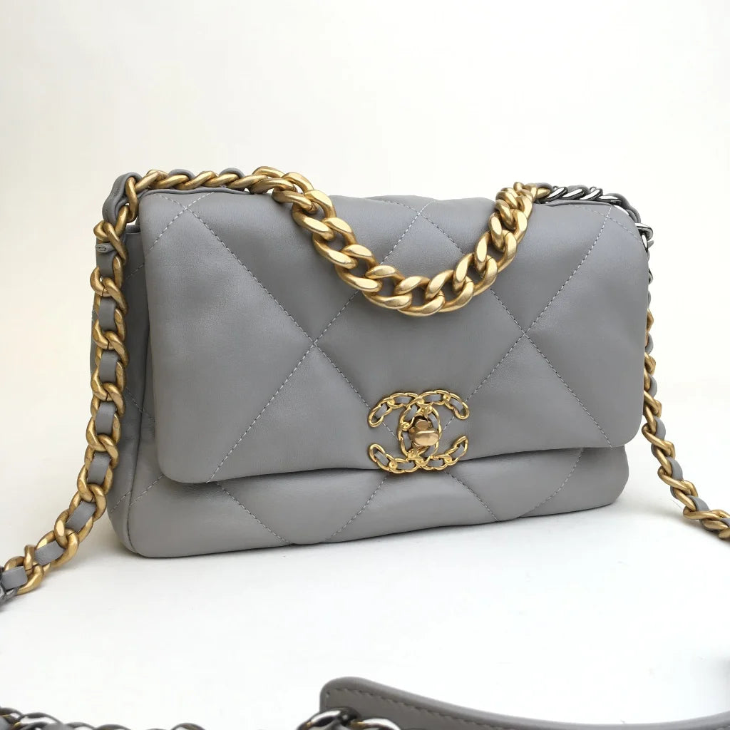 Chanel 19 Flap Small 21B Grey Lambskin