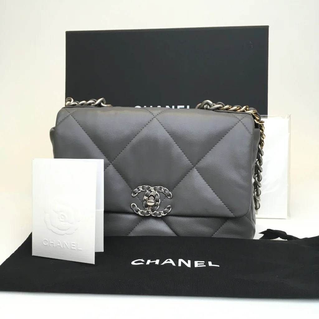 Chanel 19 Flap Small 22A Grey Lambskin