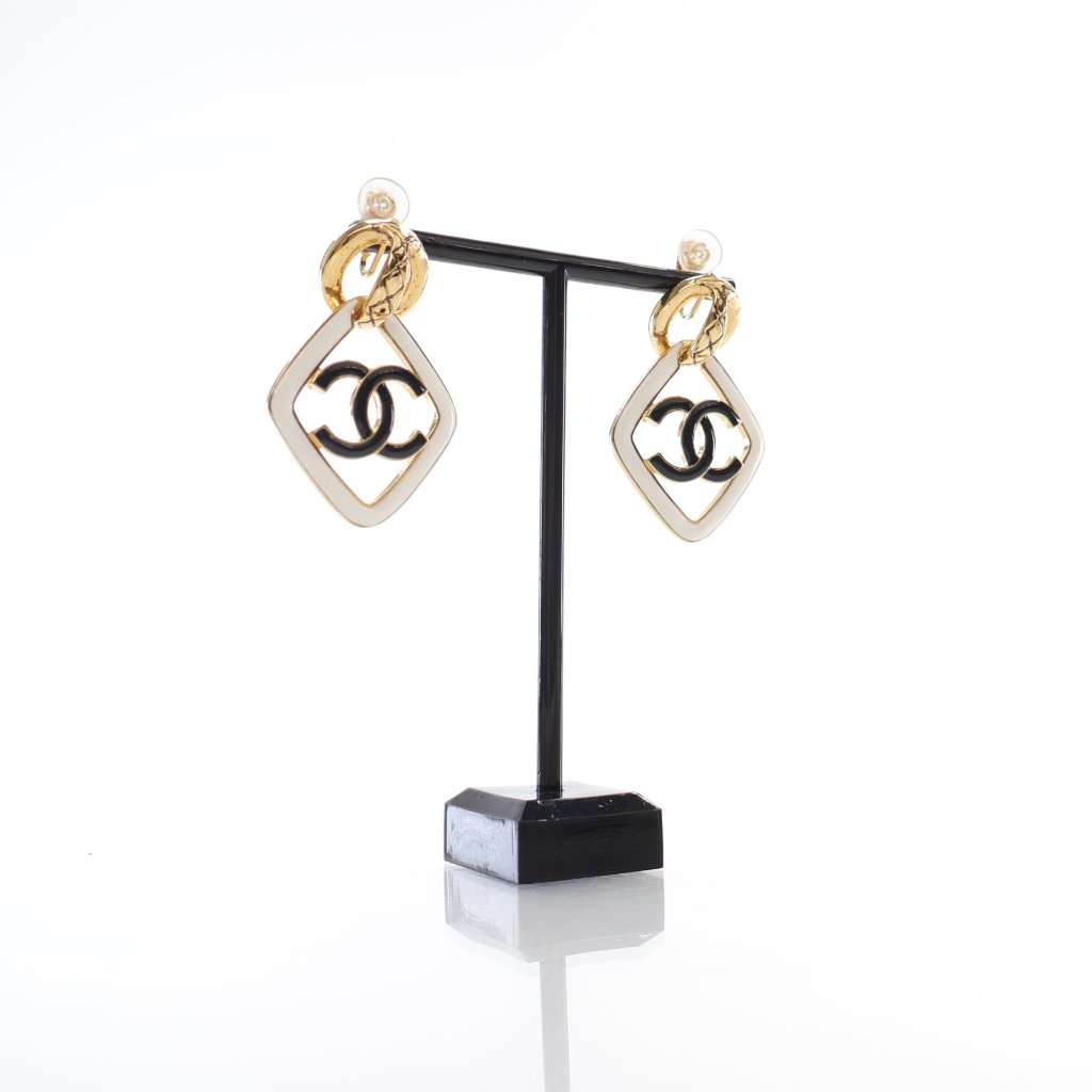 Chanel 22S Diamond Clip On Earrings GHW