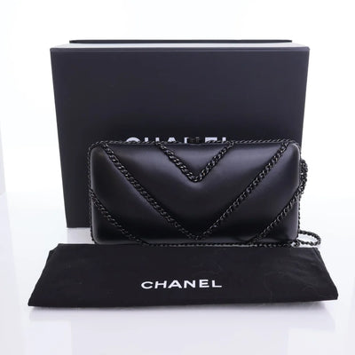 Chanel Chevron Clutch with Chain So Black Lambskin