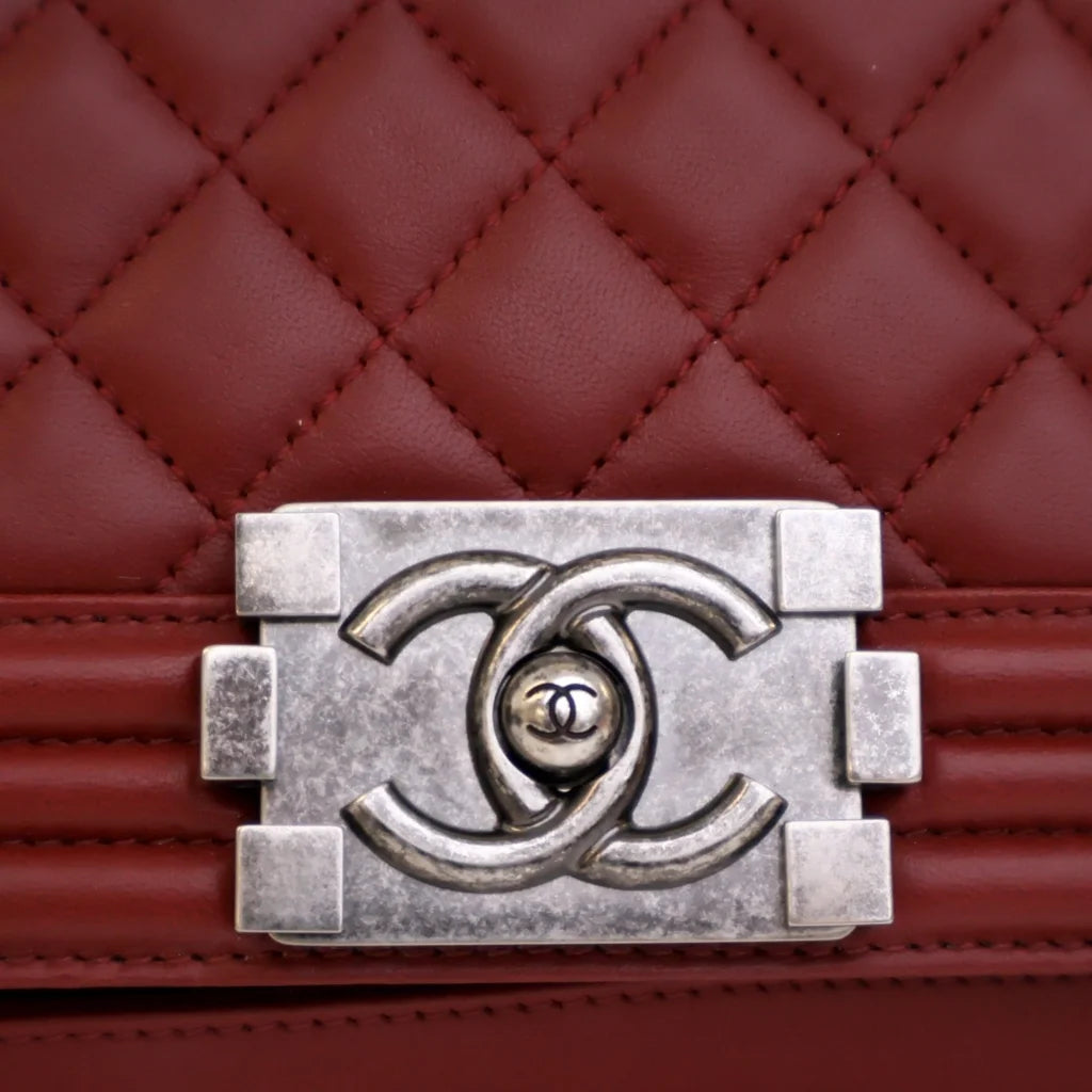 Chanel Boy Bag Old Medium Red Lambskin