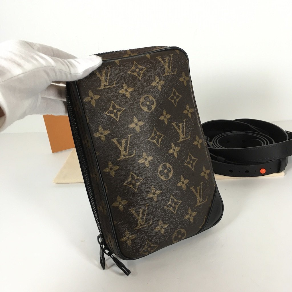 Louis Vuitton Utility Messenger Bag