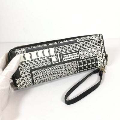 Moschino Clutch