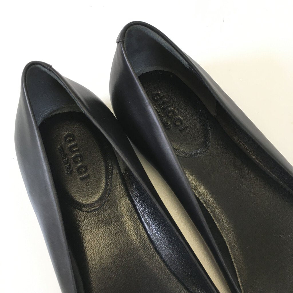 Gucci Pom Pom Flats