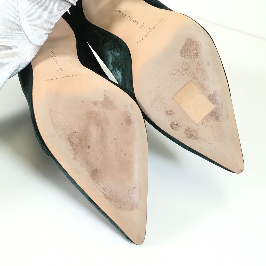 Manolo Blahnik Decebalo Heels