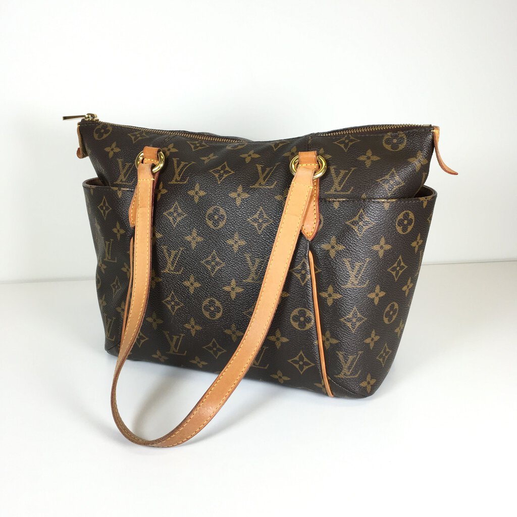 Louis Vuitton Totally