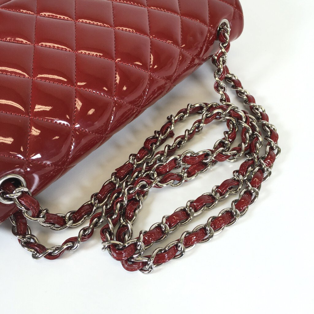 Chanel Classic Jumbo Flap