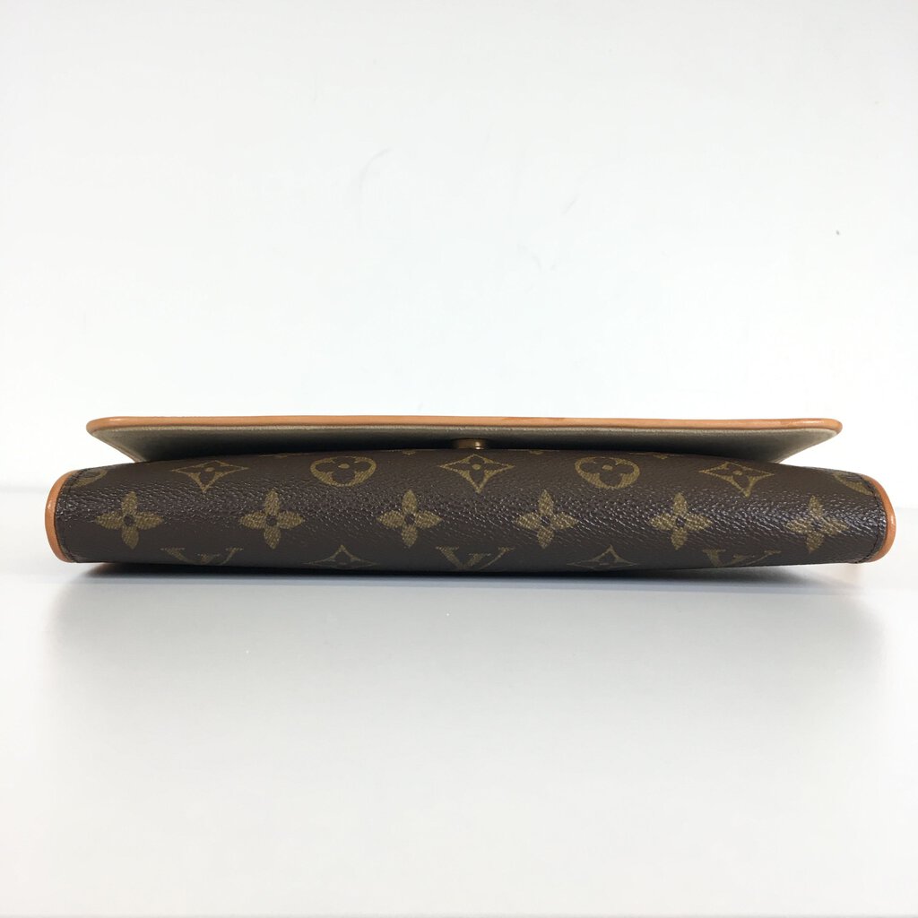 Louis Vuitton Twin Pochette