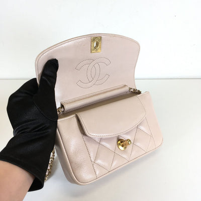 Chanel Diana Wallet On Chain