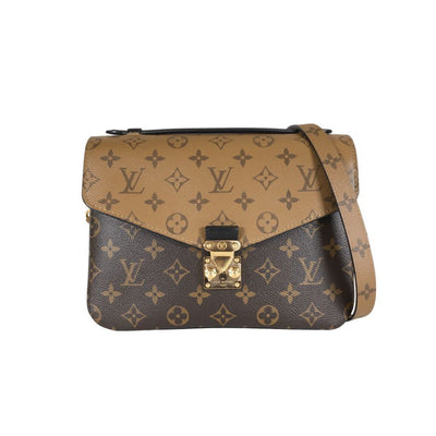 Louis Vuitton Pochette Metis