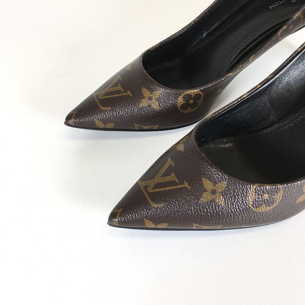 Louis Vuitton Cherie Pumps