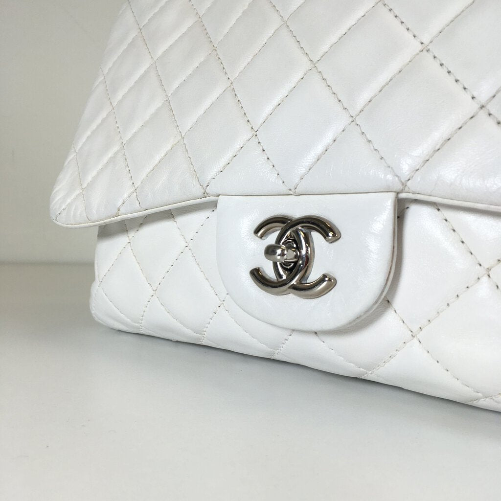 Chanel Jumbo Single Flap