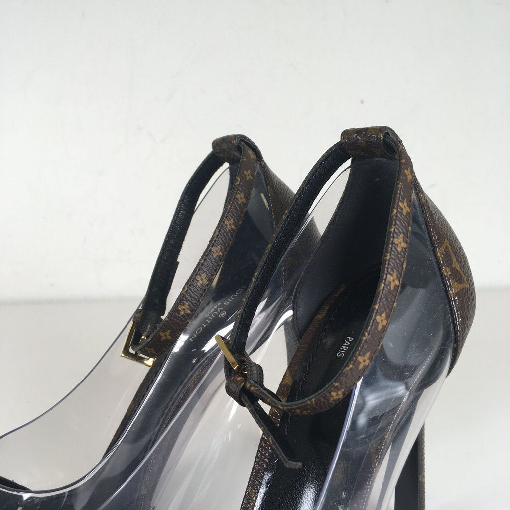 Louis Vuitton Cherie Pumps