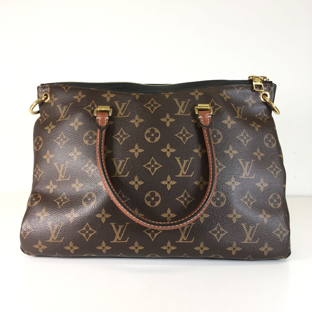 Louis Vuitton Pallas