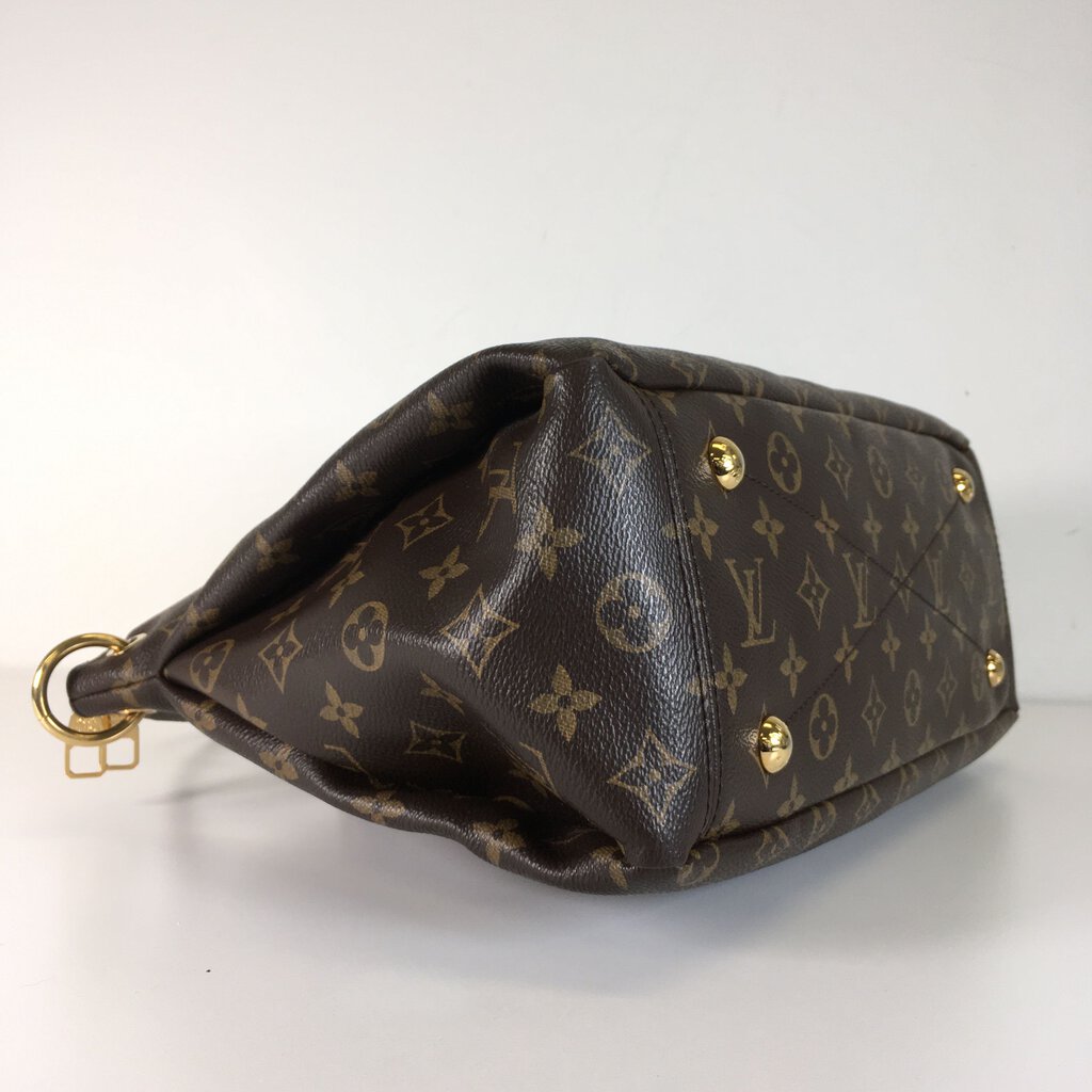 Louis Vuitton Pallas