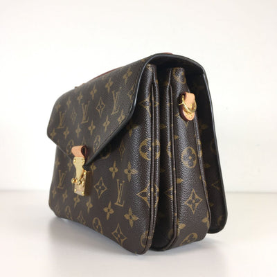 Louis Vuitton Pochette Metis