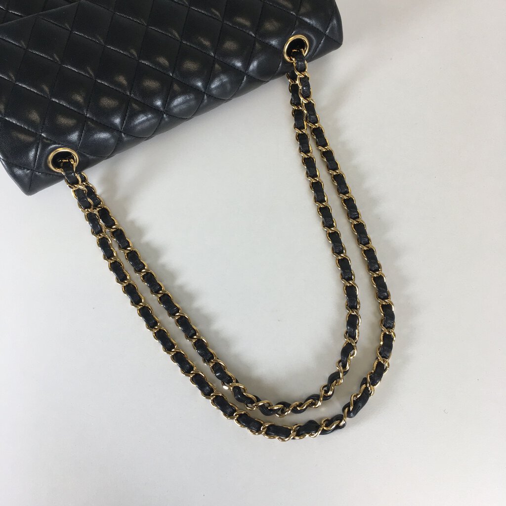 Chanel Classic ML Flap