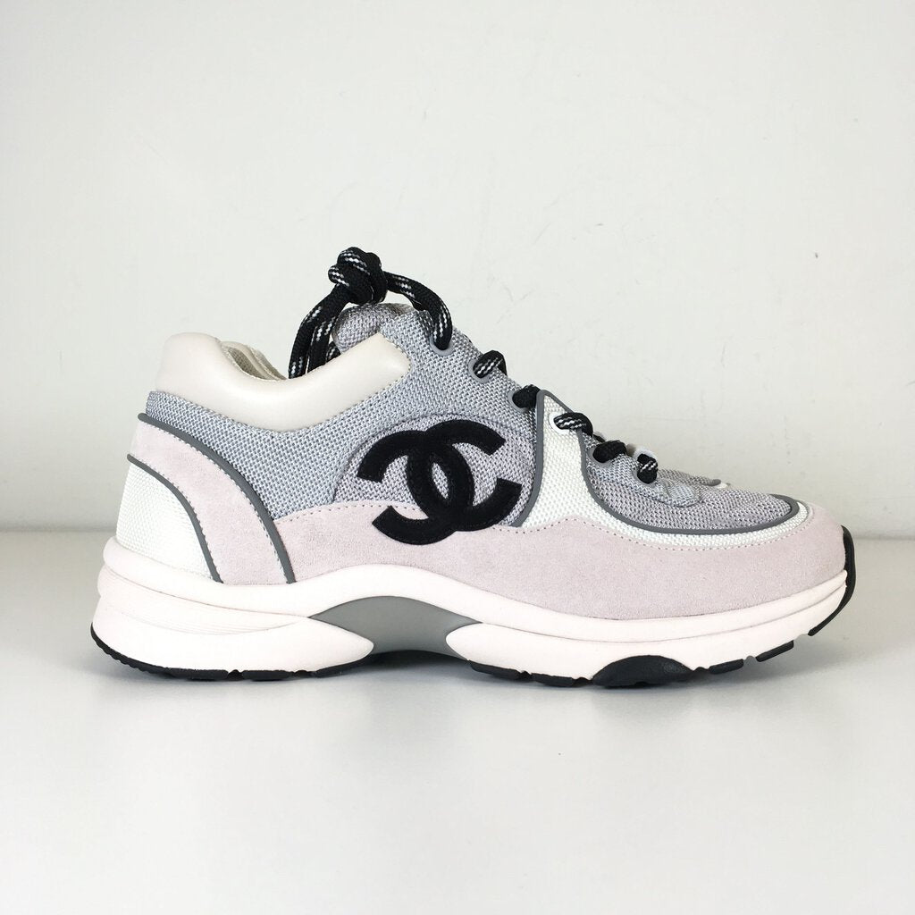 Chanel 21b Sneakers