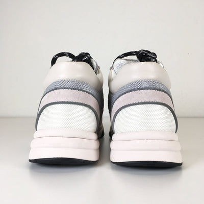 Chanel 21b Sneakers