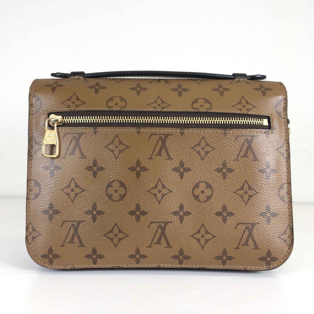 Louis Vuitton Pochette Metis