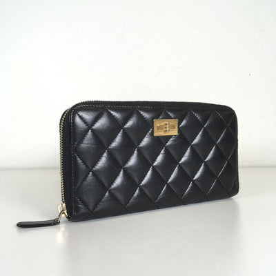 Chanel Reissue Zippy Wallet