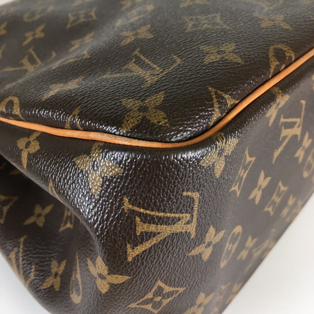 Louis Vuitton Batignolles Vertical Tote