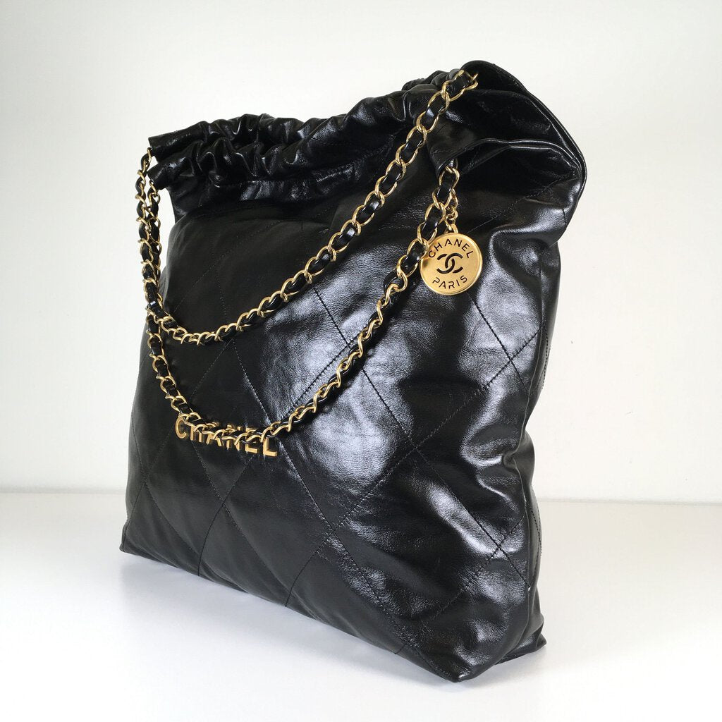 Chanel 22 Handbag