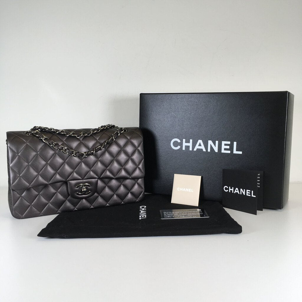 Chanel Classic ML Flap