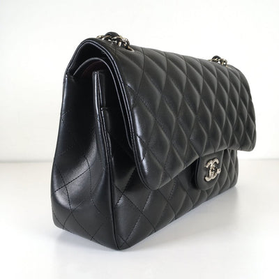 Chanel Classic Jumbo