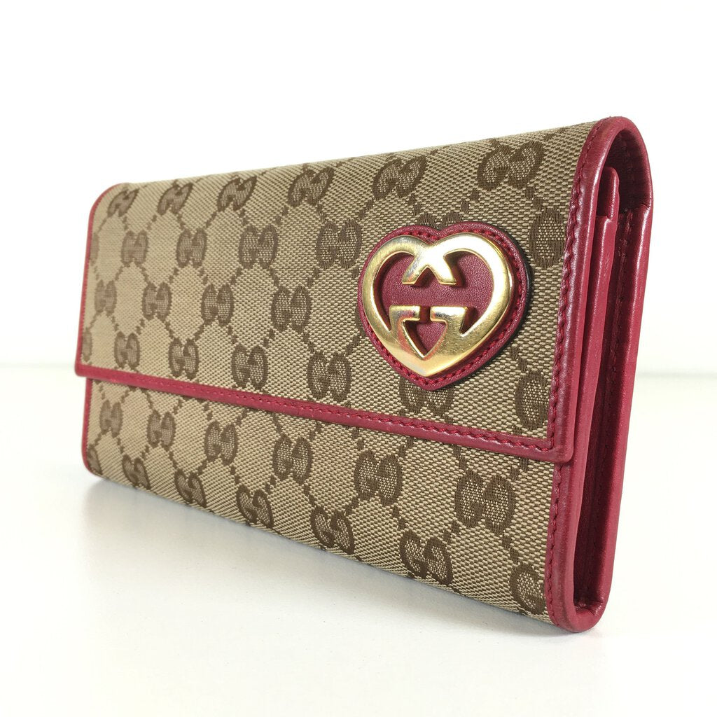 Gucci Supreme Heart Wallet