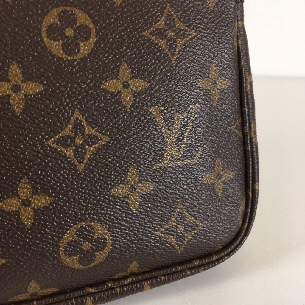 Louis Vuitton Multi Pochette Accessories