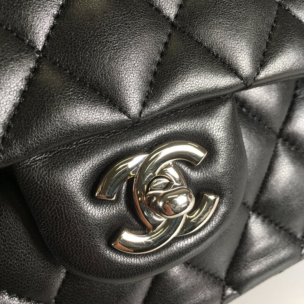 Chanel Classic ML Flap