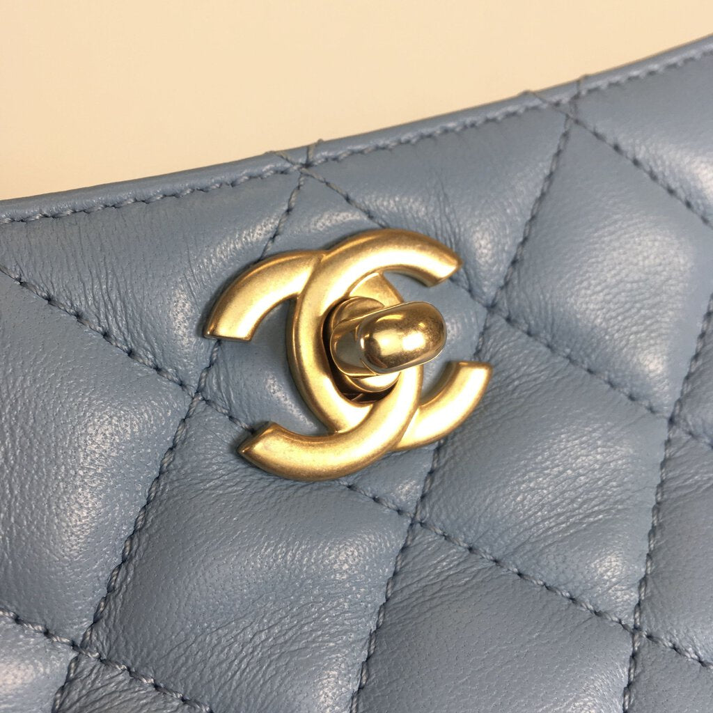 Chanel Hobo Pearl Crush