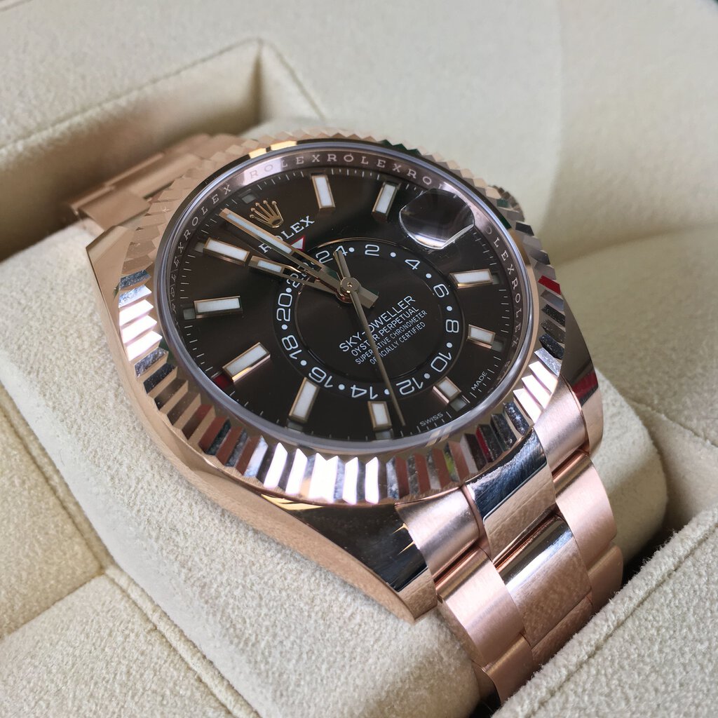 Rolex Sky-Dweller Everose Gold