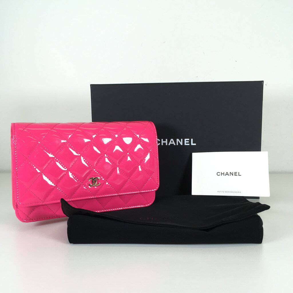 Chanel Wallet on Chain