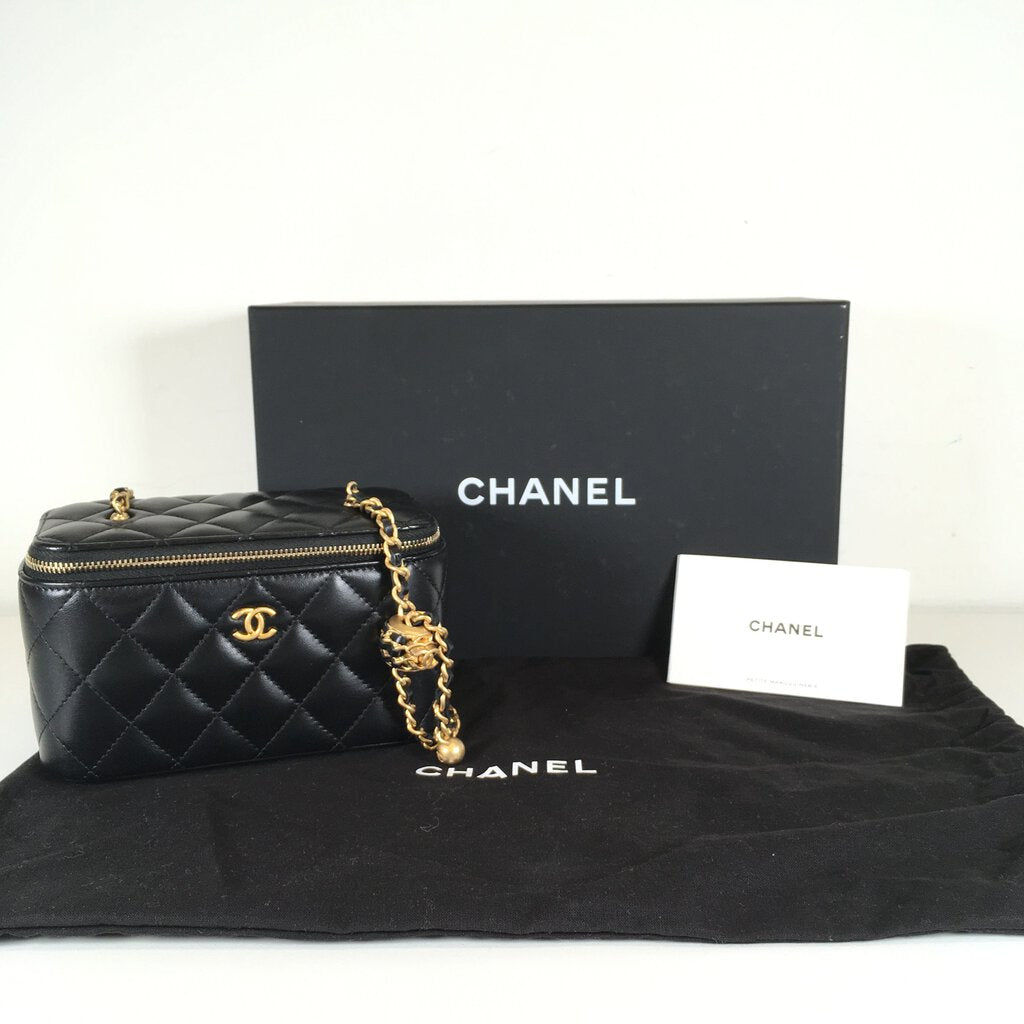 Chanel Pearl Crush Vanity Case