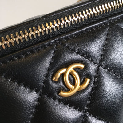 Chanel Pearl Crush Vanity Case