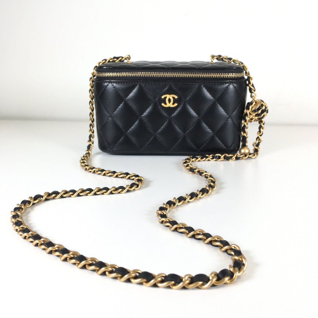 Chanel Pearl Crush Vanity Case