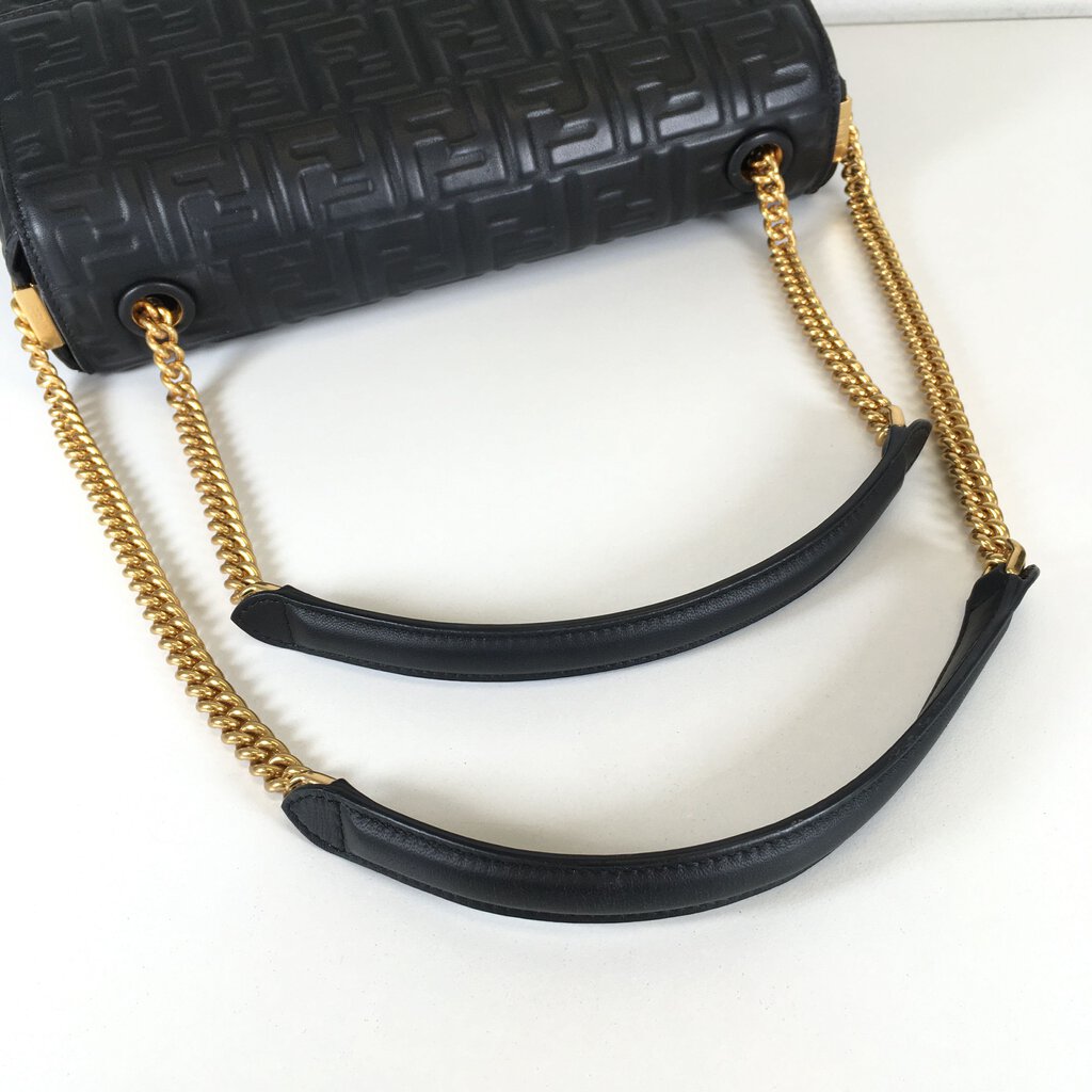 Fendi Chain Baguette